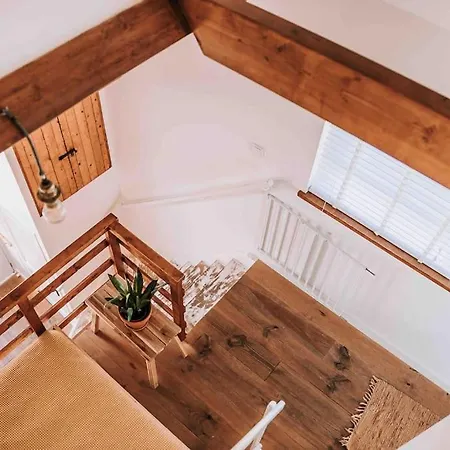 Bij Tante Hanneke's Tiny House Barn Met Hottub Optie * Maasbommel